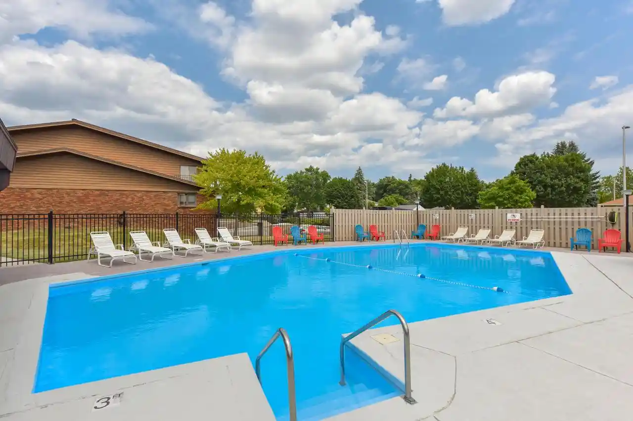 3935-s-84th-street-street-4-greenfield-wi-53228/hzid_9eb5a5d8