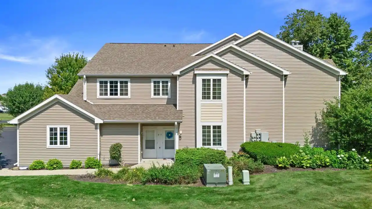758-bridlewood-dr-h-hartford-wi-53027/hzid_a5527761
