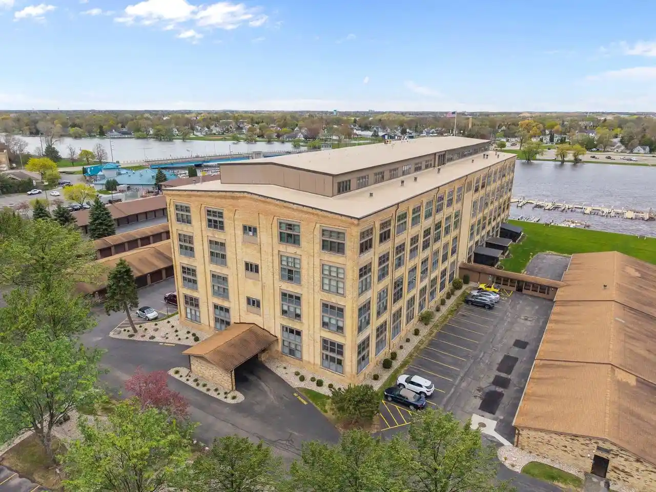 1545-arboretum-dr-304-oshkosh-wi-54901/hzid_29267105