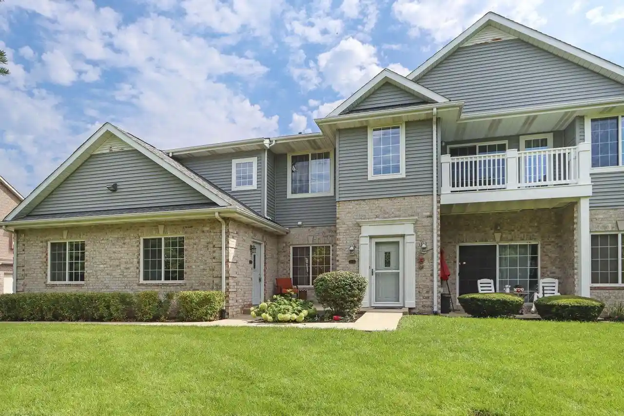 3222-55th-court-147-kenosha-wi-53144/hzid_2c3003db
