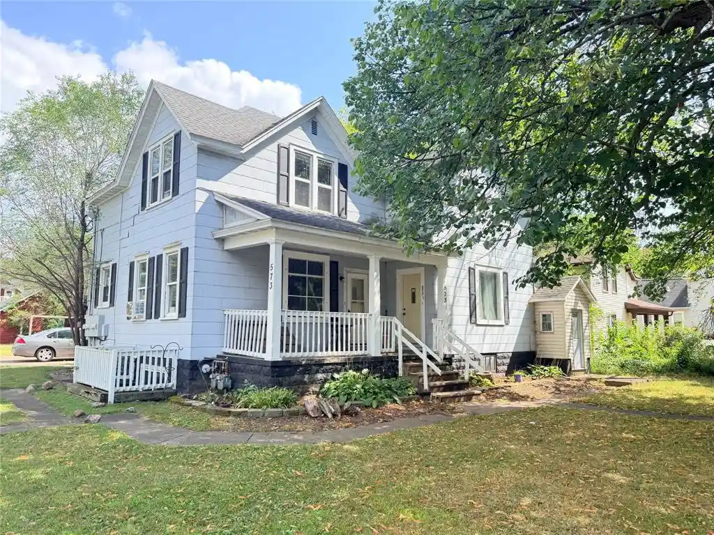 573-dewey-st-1-2-eau-claire-wi-54703/hzid_8f82c7c6