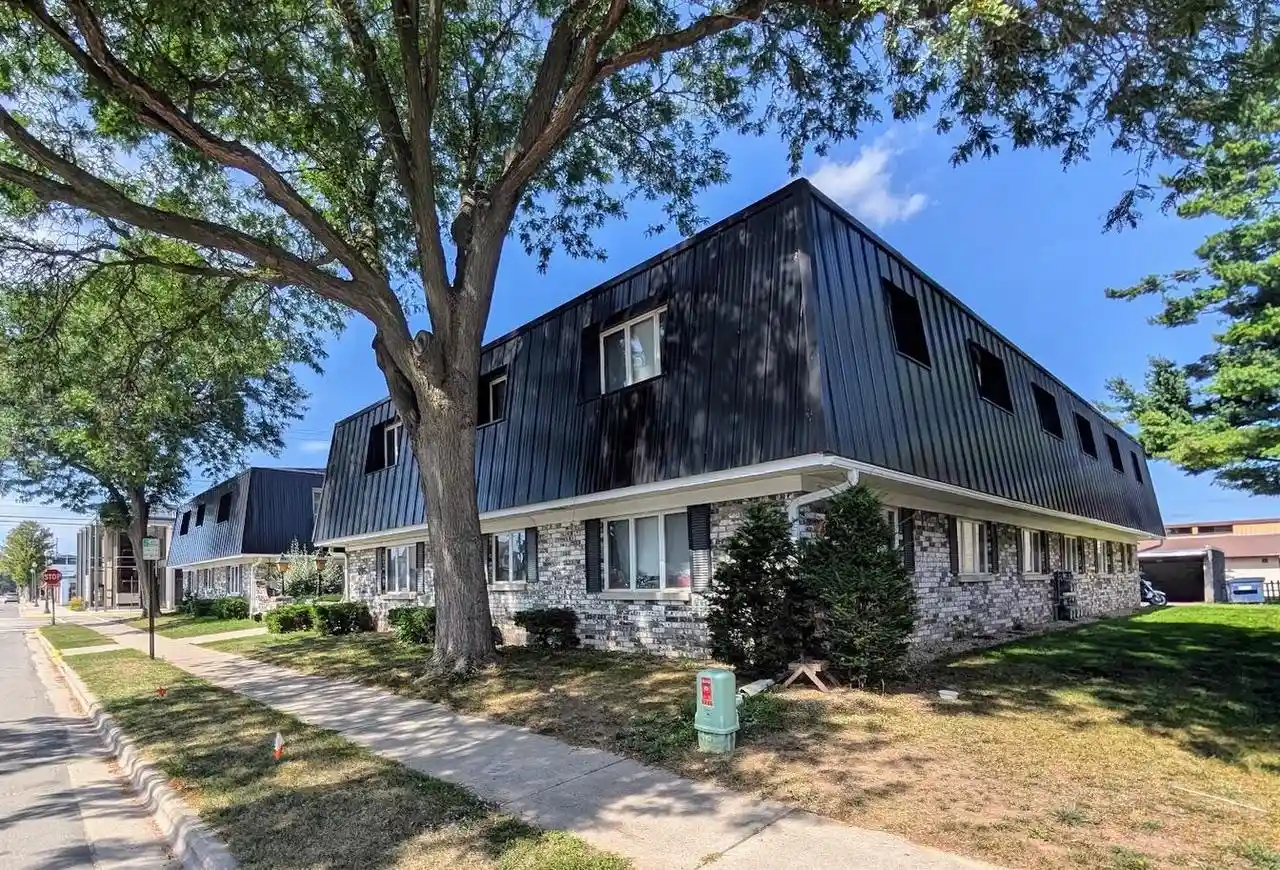 205-e-division-st-shawano-wi-54166/hzid_4862a72e