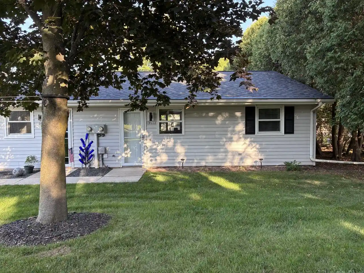 953-a-green-acres-dr-sheboygan-falls-wi-53085/hzid_7870ebb0