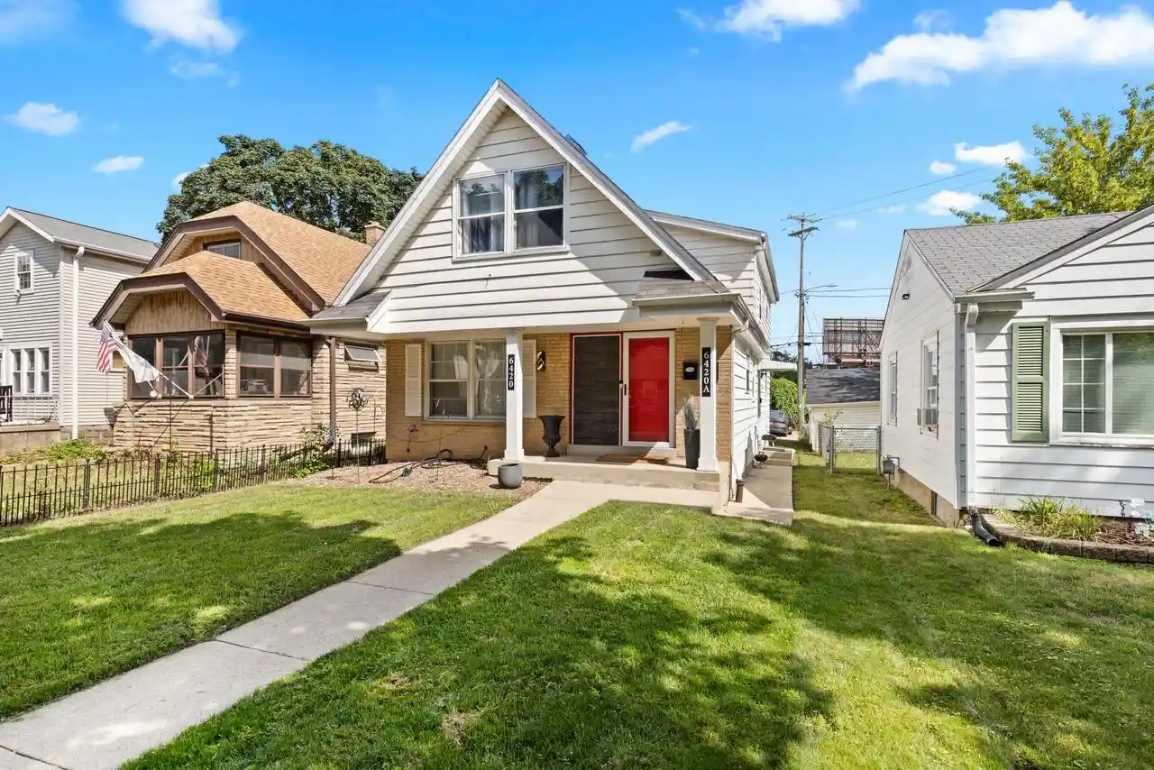 6420-6420a-w-moltke-ave-milwaukee-wi-53210/hzid_b1af1139