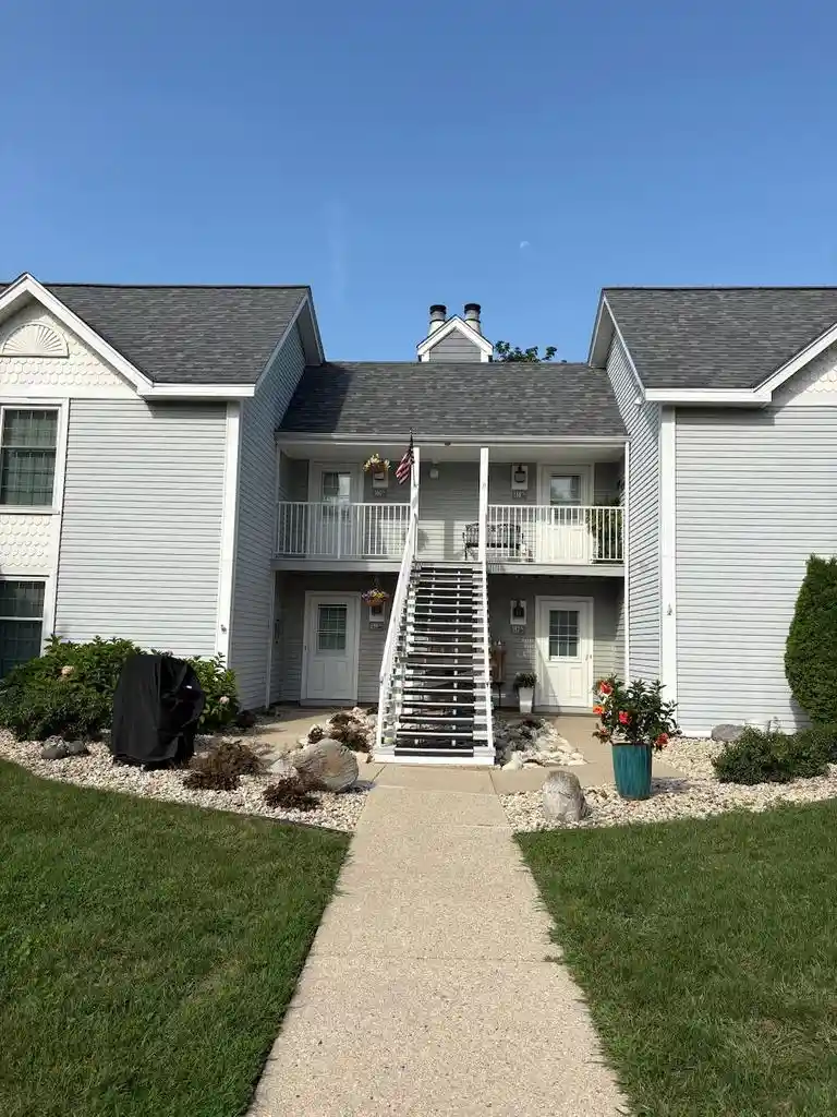 300-foxwood-dr-158-waterford-wi-53185/hzid_b32fb053