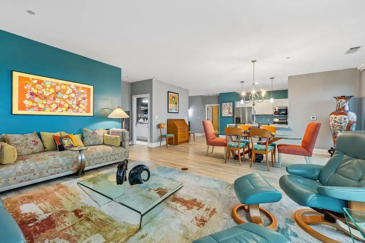 1522-n-prospect-ave-603-milwaukee-wi-53202/hzid_e948f1d6
