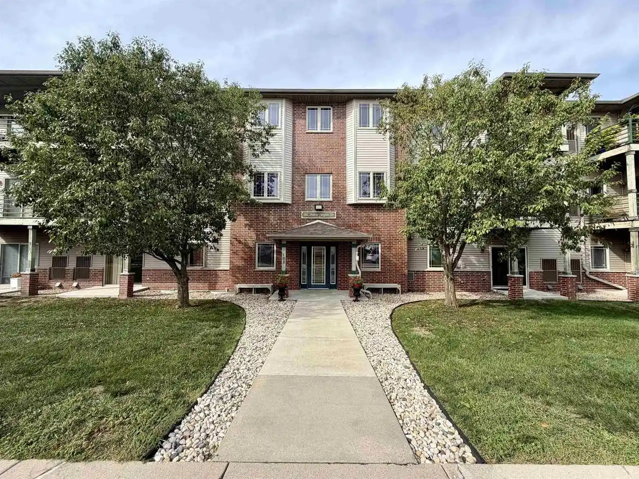 102-prairie-hts-dr-312-verona-wi-53593/hzid_34ab489f