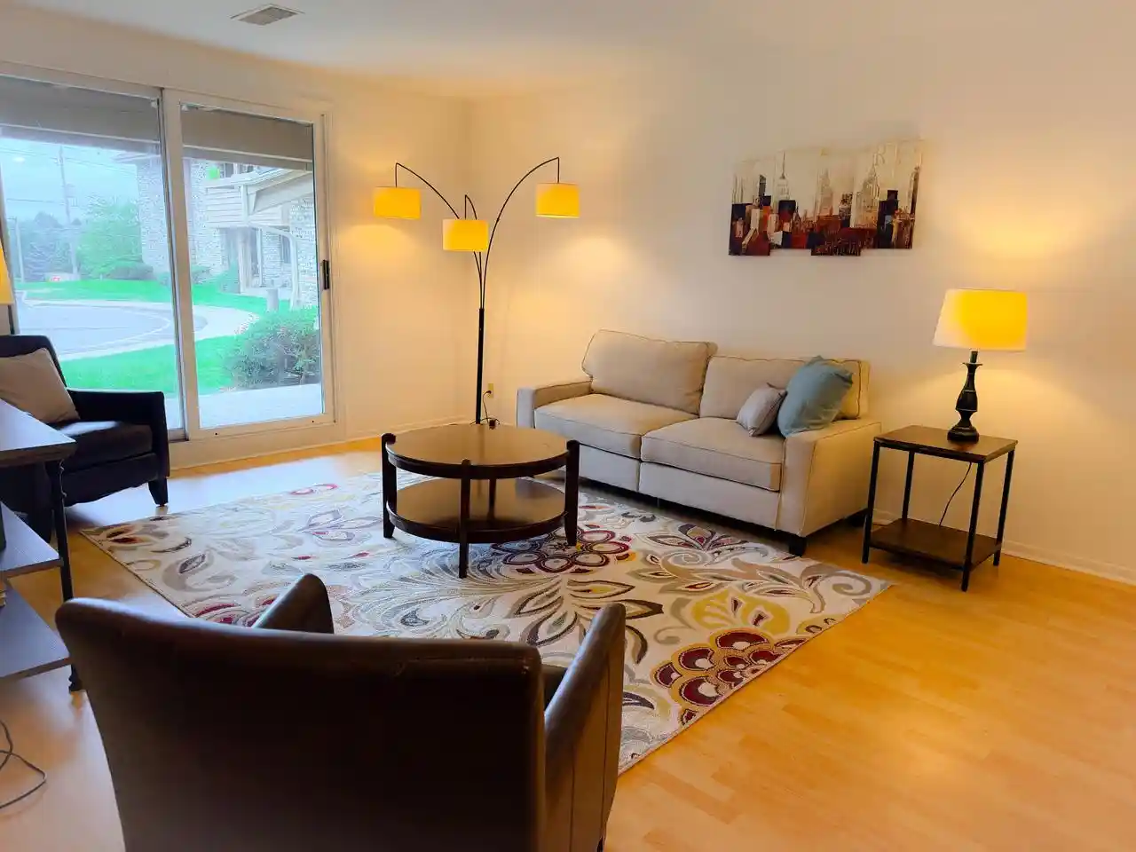 2101-w-good-hope-rd-102-glendale-wi-53209/hzid_5a13915f