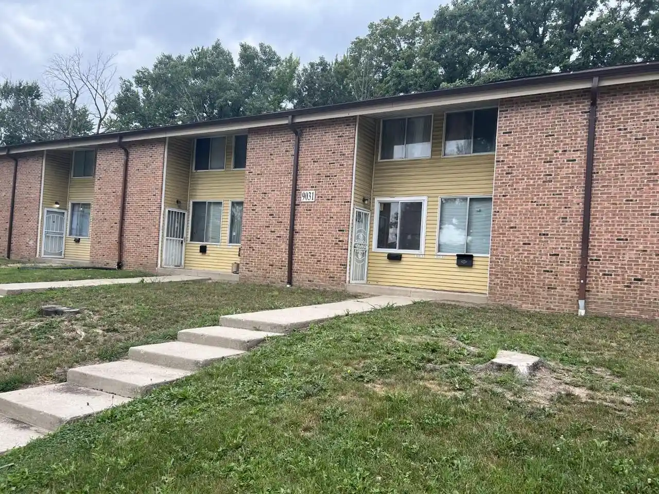 9031-n-95th-street-b-milwaukee-wi-53224/hzid_89844445