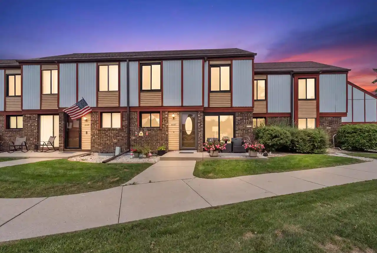 4157-w-college-ave-milwaukee-wi-53221/hzid_2fc75096
