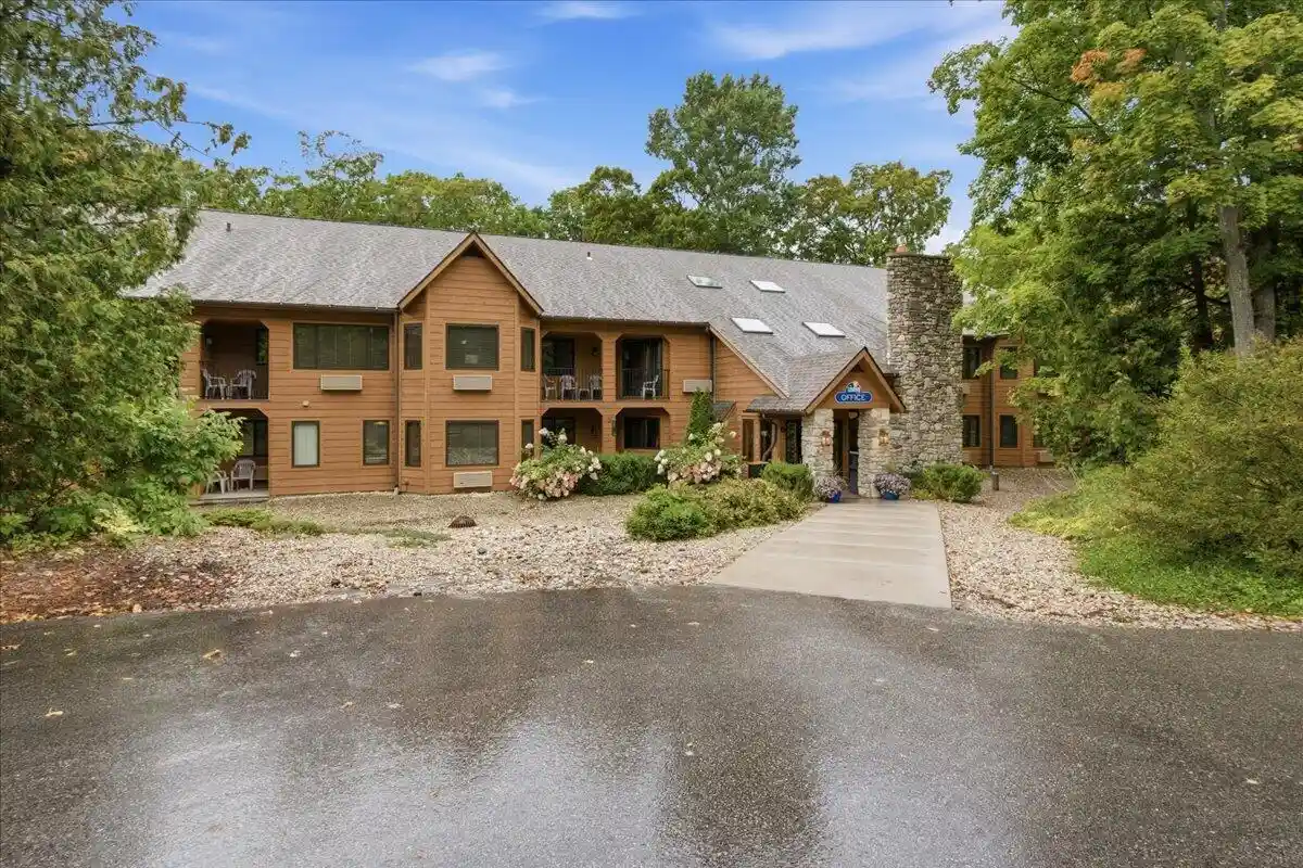 7741-state-hwy-42-116-egg-harbor-wi-54209/hzid_a7cfcfc3