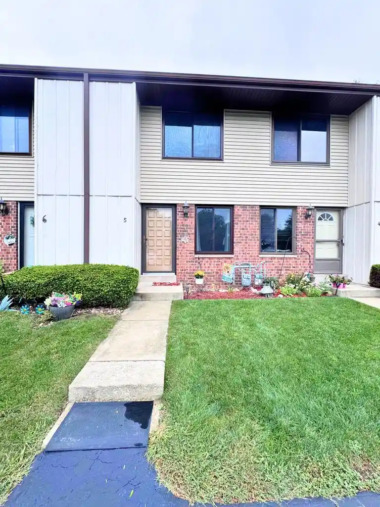 1415-oakes-rd-5-mount-pleasant-wi-53406/hzid_ed829264