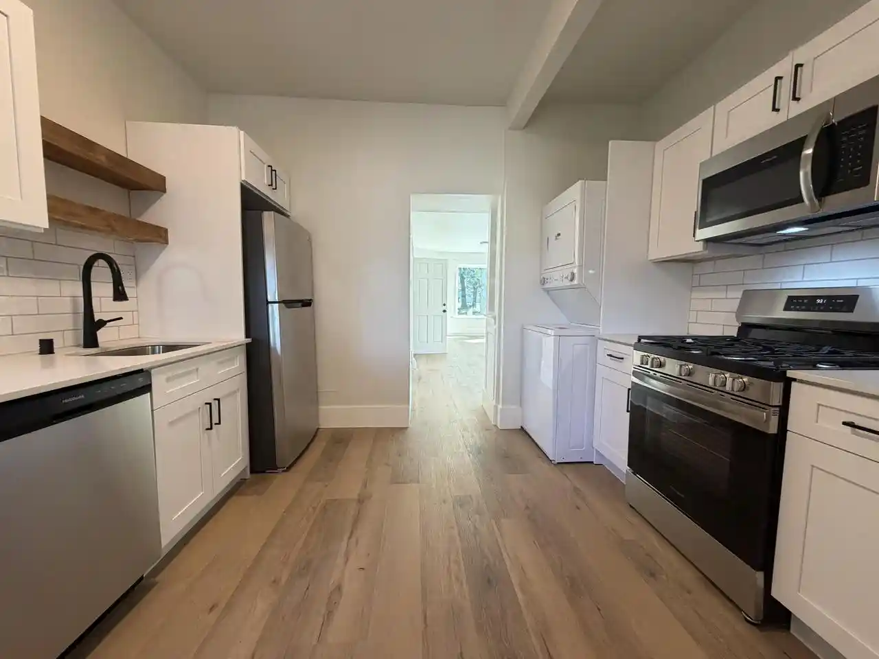 59-e-walworth-ave-59-1-2-delavan-wi-53115/hzid_53a5b729