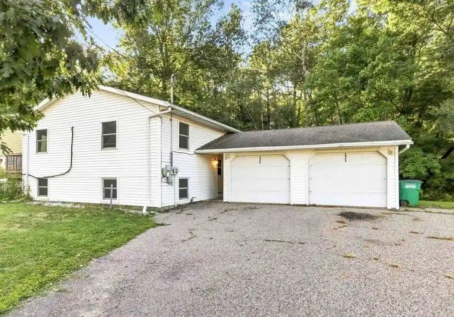 2460-2nd-avenue-s-wisconsin-rapids-wi-54495/hzid_e5ca16d1