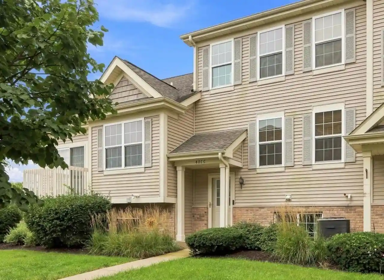 407-parker-dr-c-genoa-city-wi-53128/hzid_be6cce35