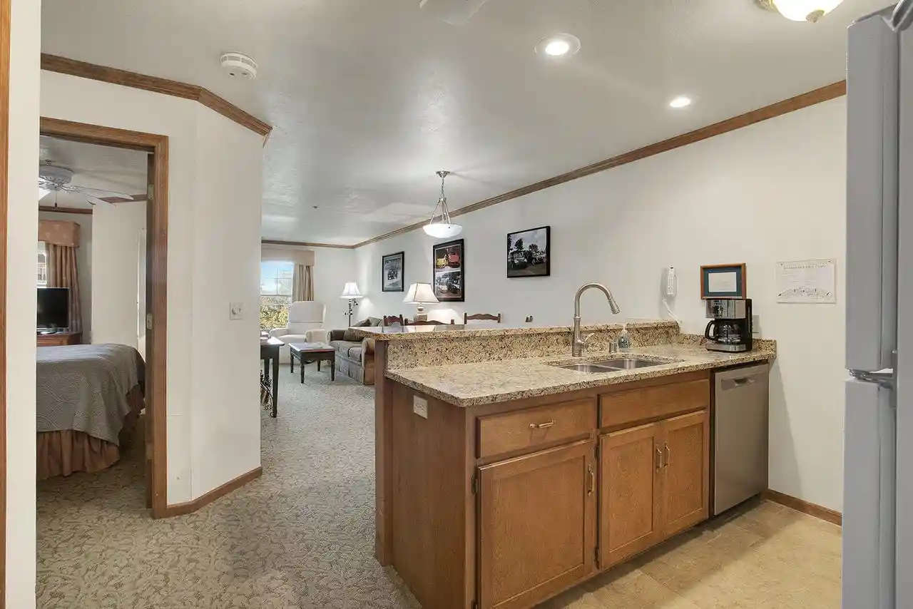101-osthoff-ave-262-elkhart-lake-wi-53020/hzid_9e542d7b