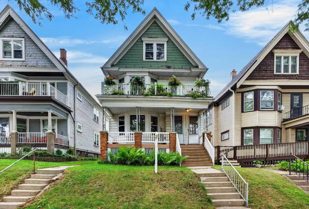 2745-n-humboldt-blvd-2747-milwaukee-wi-53212/hzid_0c5b365f