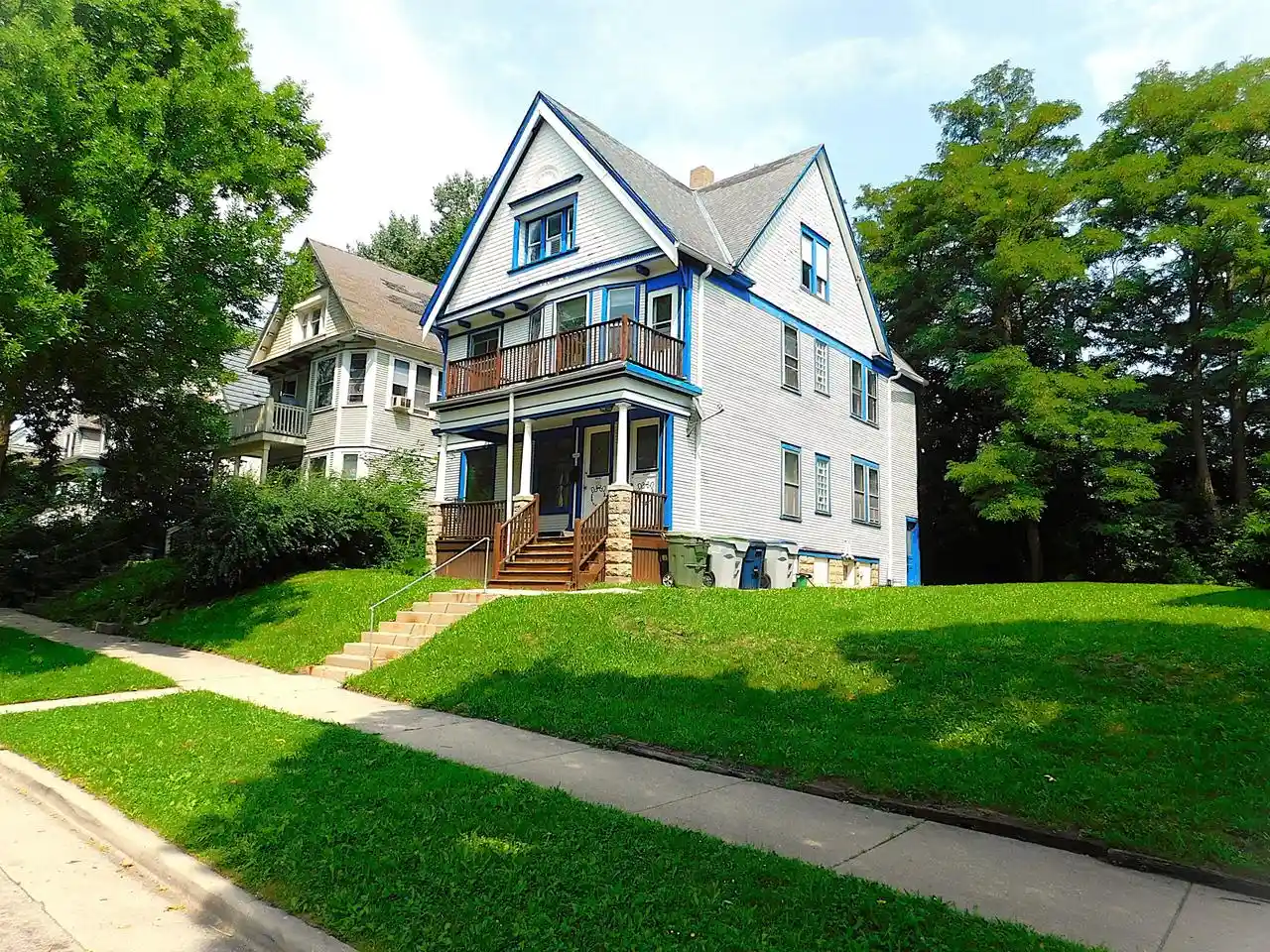 2444-n-palmer-st-2446-milwaukee-wi-53212/hzid_37626cec