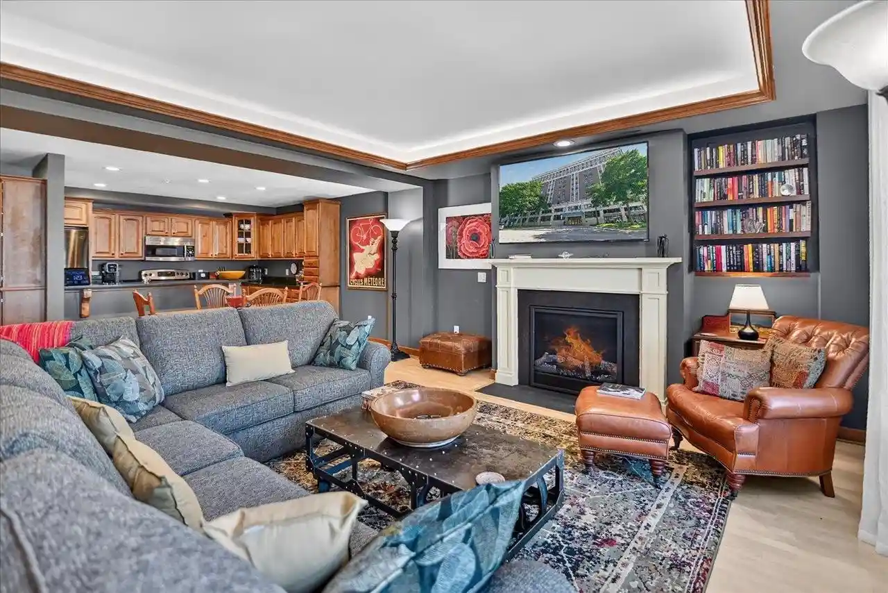 123-w-washington-ave-706-madison-wi-53703/hzid_4c10cd9d