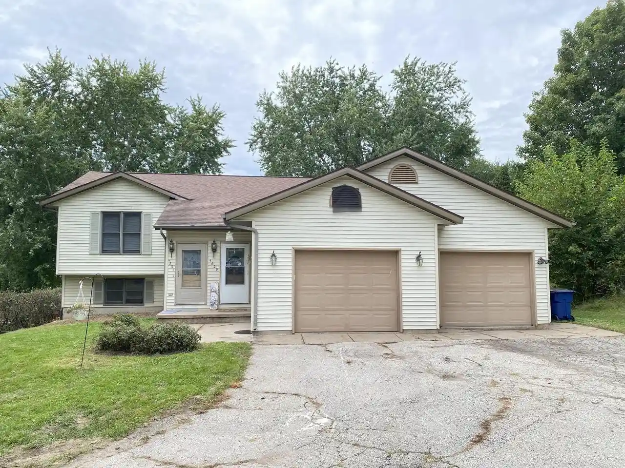 n4629-timber-crst-dr-e-n4631-onalaska-wi-54650/hzid_7a897a63