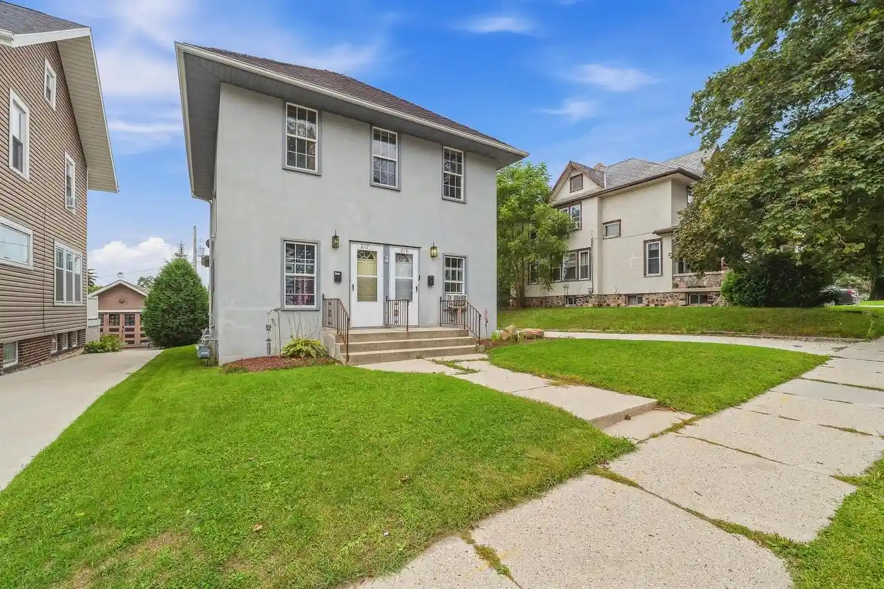 217-leavens-ave-219-sheboygan-falls-wi-53085/hzid_11677ee5