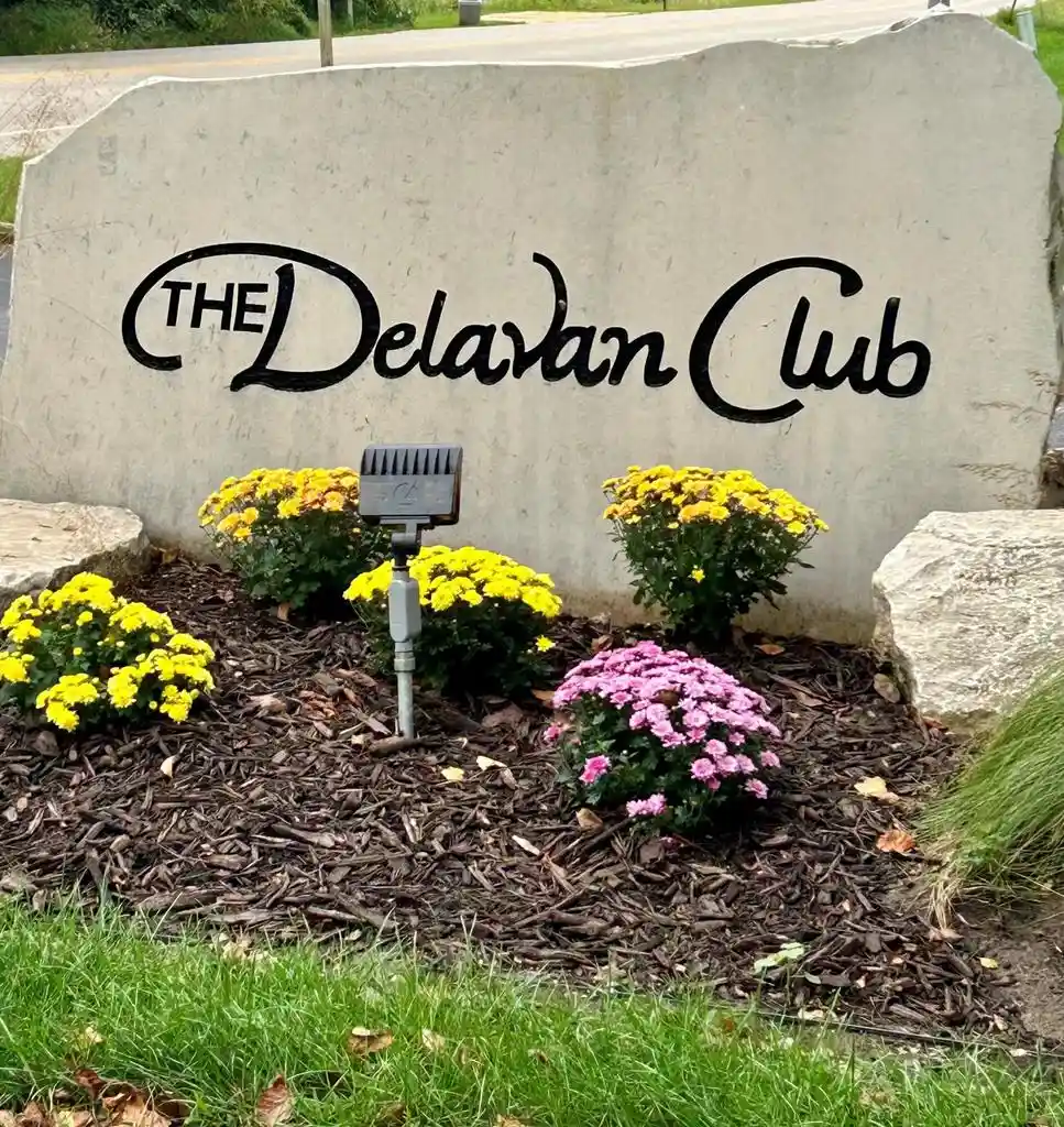 1438-s-delavan-clb-dr-d6-delavan-wi-53115/hzid_e1fa94d3