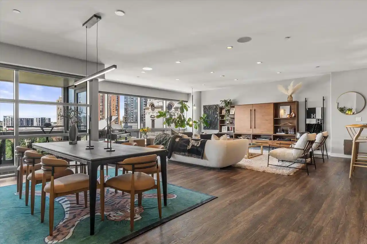 545-e-wells-st-802-milwaukee-wi-53202/hzid_e18fa551