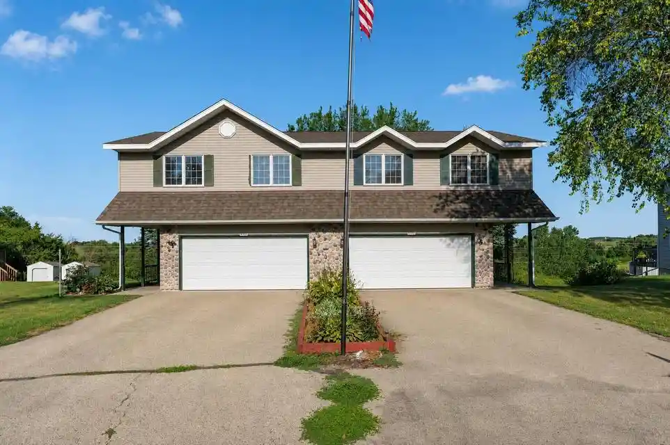 n4560-hickory-rd-n4562-hustisford-wi-53034/hzid_70c3efa2