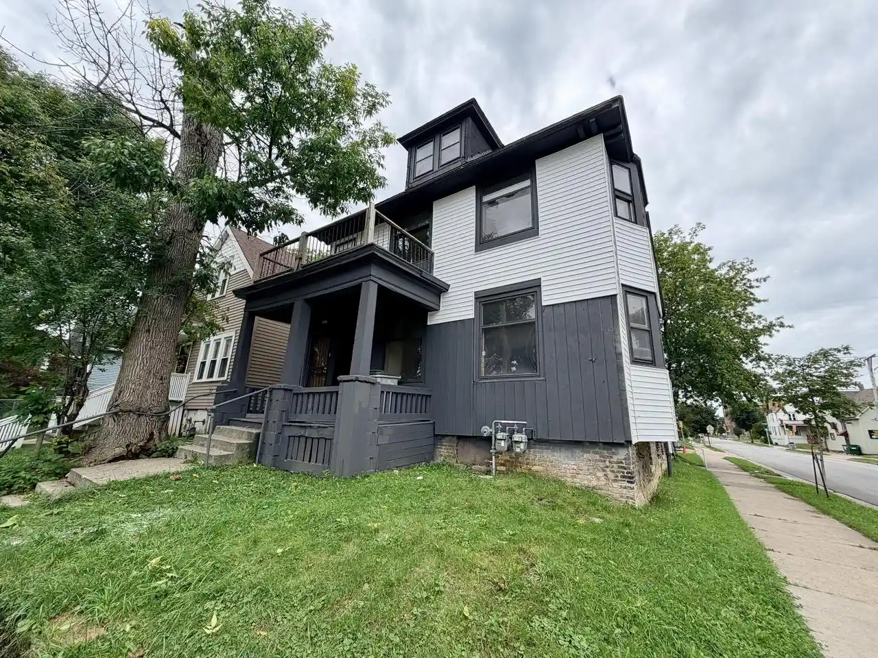 2877-n-23rd-street-2879-milwaukee-wi-53206/hzid_73e895ac