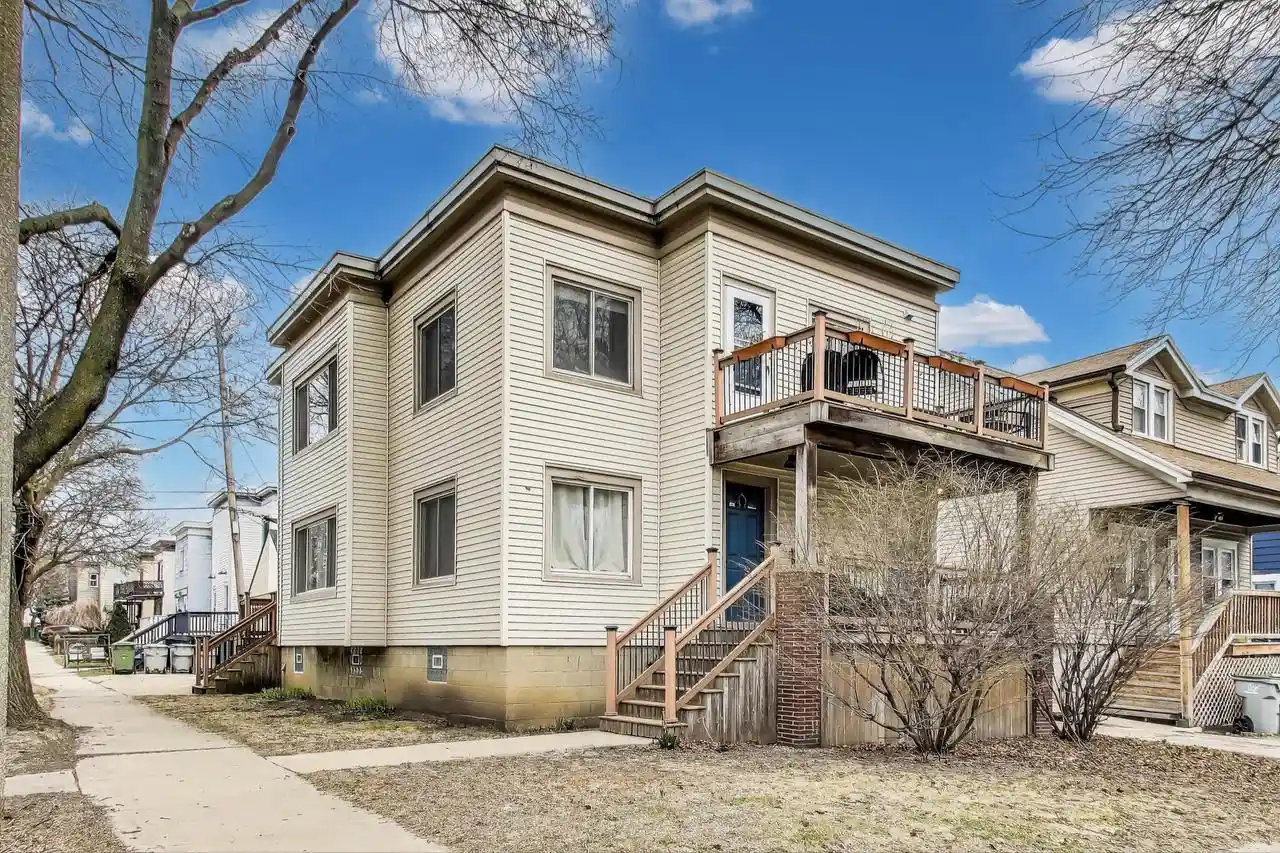 1500-e-oklahoma-ave-1502-milwaukee-wi-53207/hzid_a1b89bc7