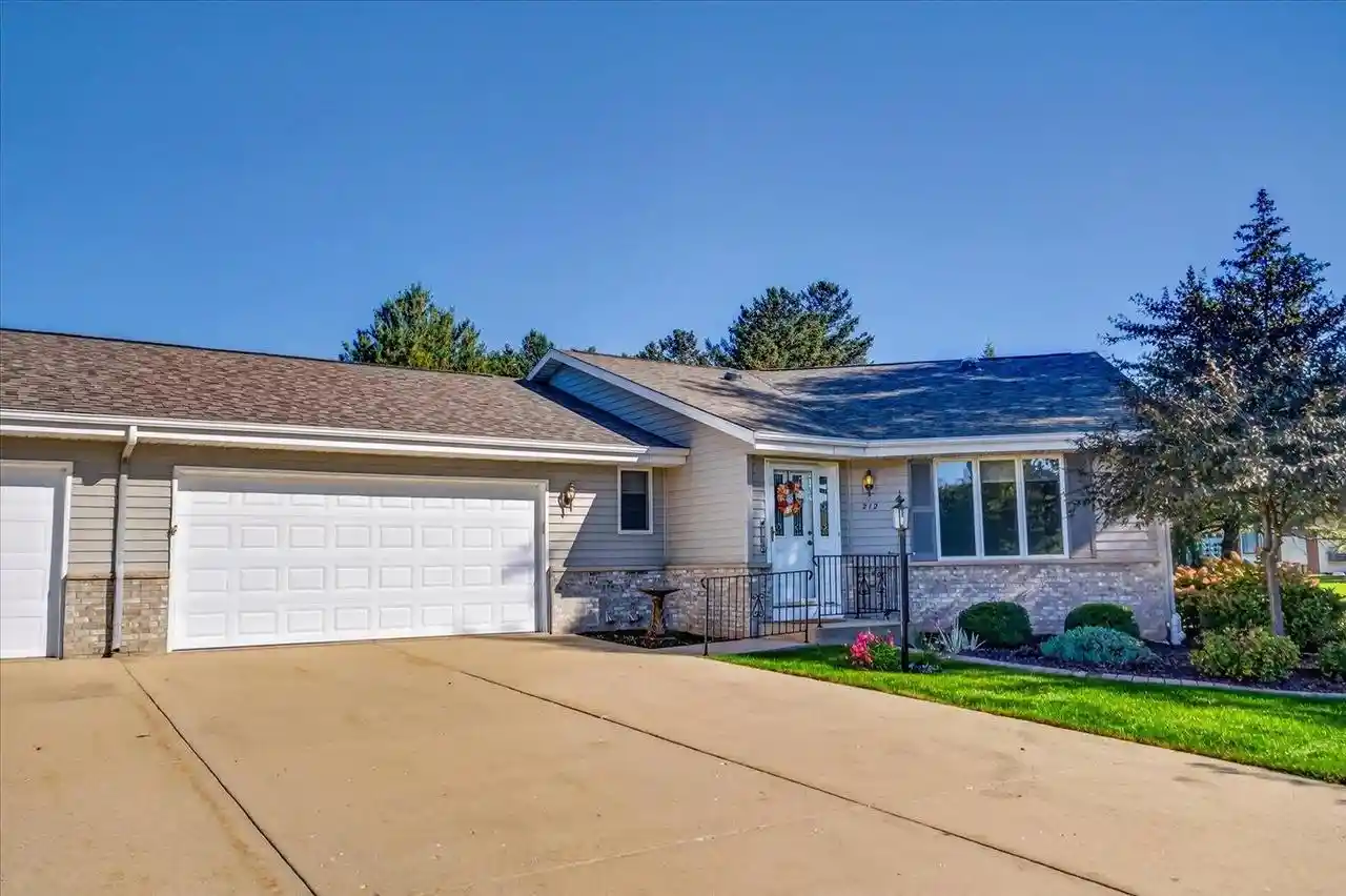 212-w-meadows-dr-14-edgerton-wi-53534/hzid_aeca7b02