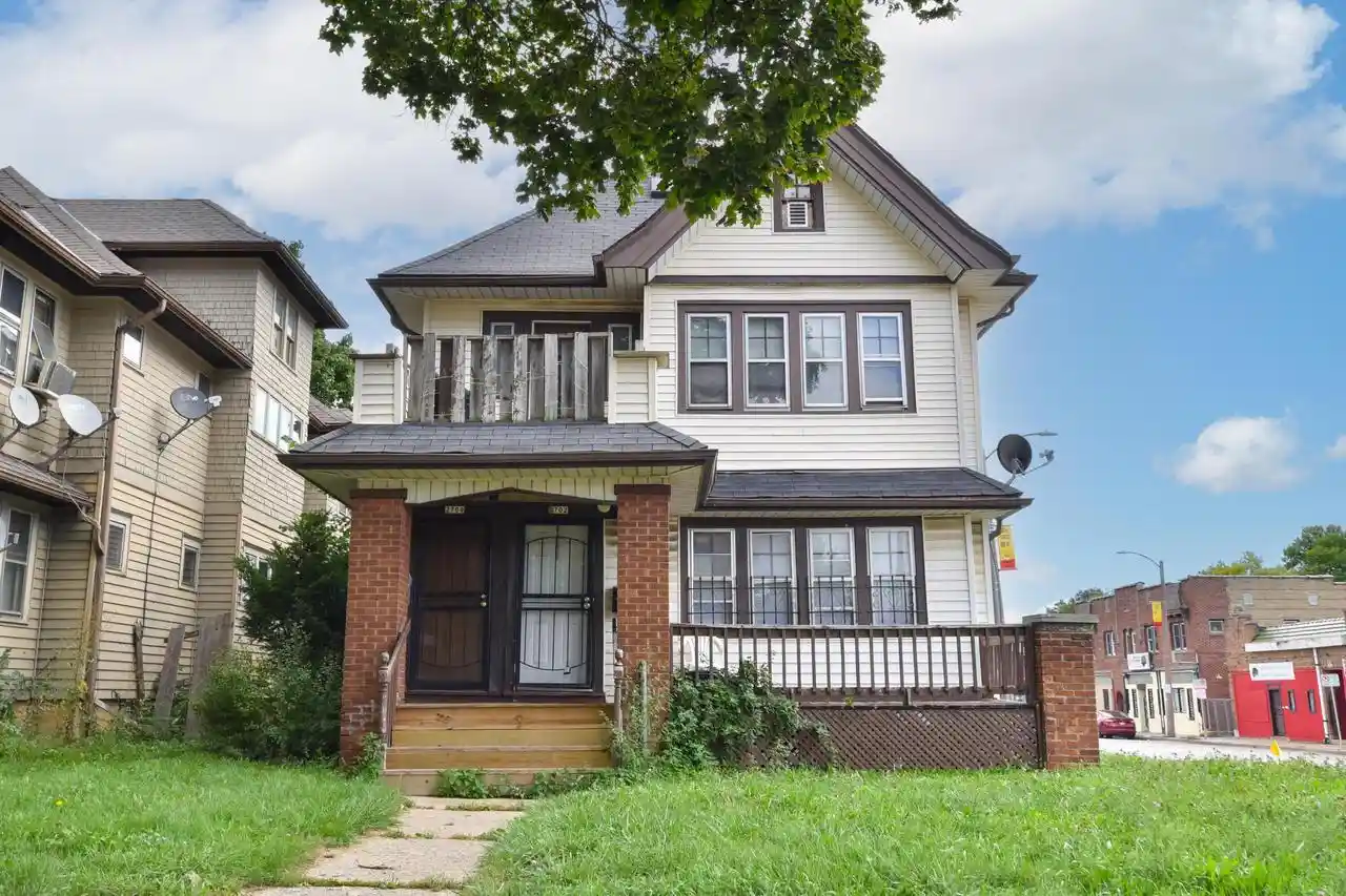2702-2704-n-49th-street-milwaukee-wi-53210/hzid_c4b27534