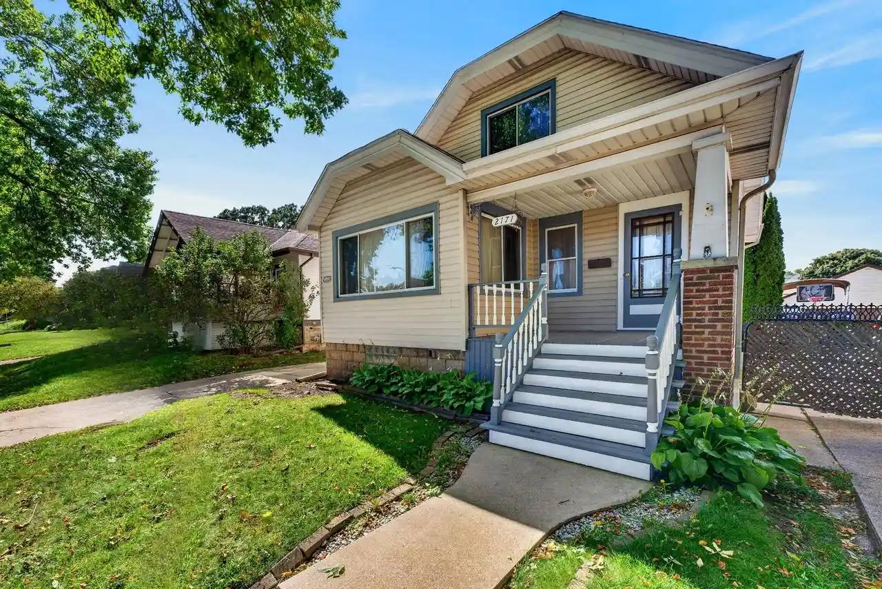 2171-s-79th-street-2173-milwaukee-wi-53219/hzid_295397b4