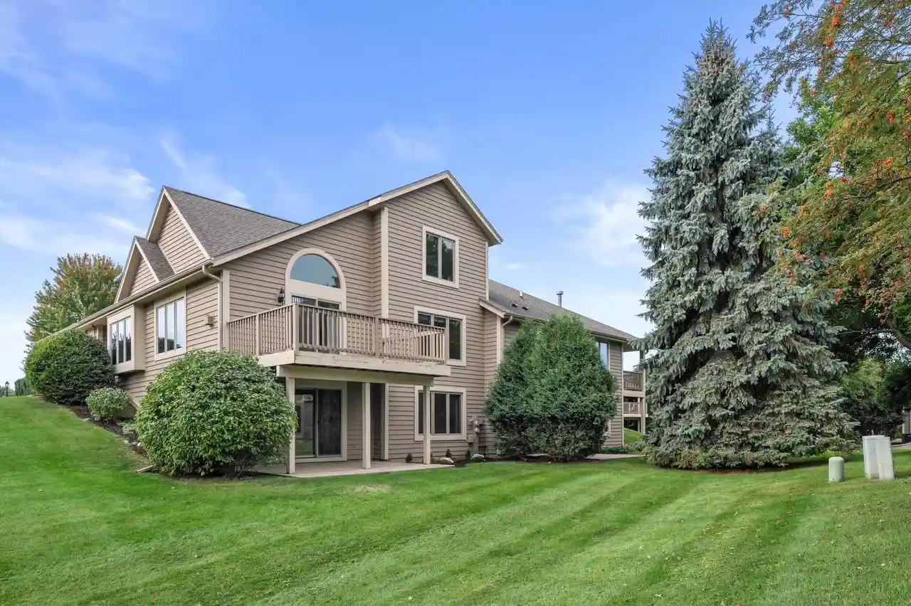 w240n2377-range-line-ct-b-pewaukee-wi-53072/hzid_8b172bcf