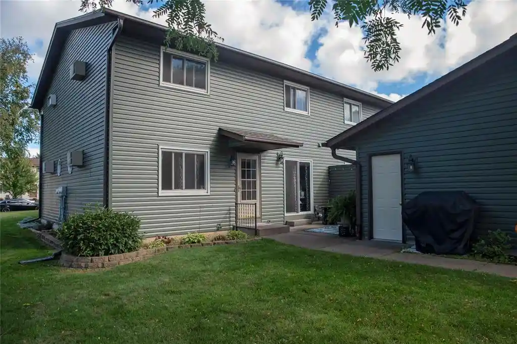 3102-garner-st-4-eau-claire-wi-54701/hzid_2e4ad164