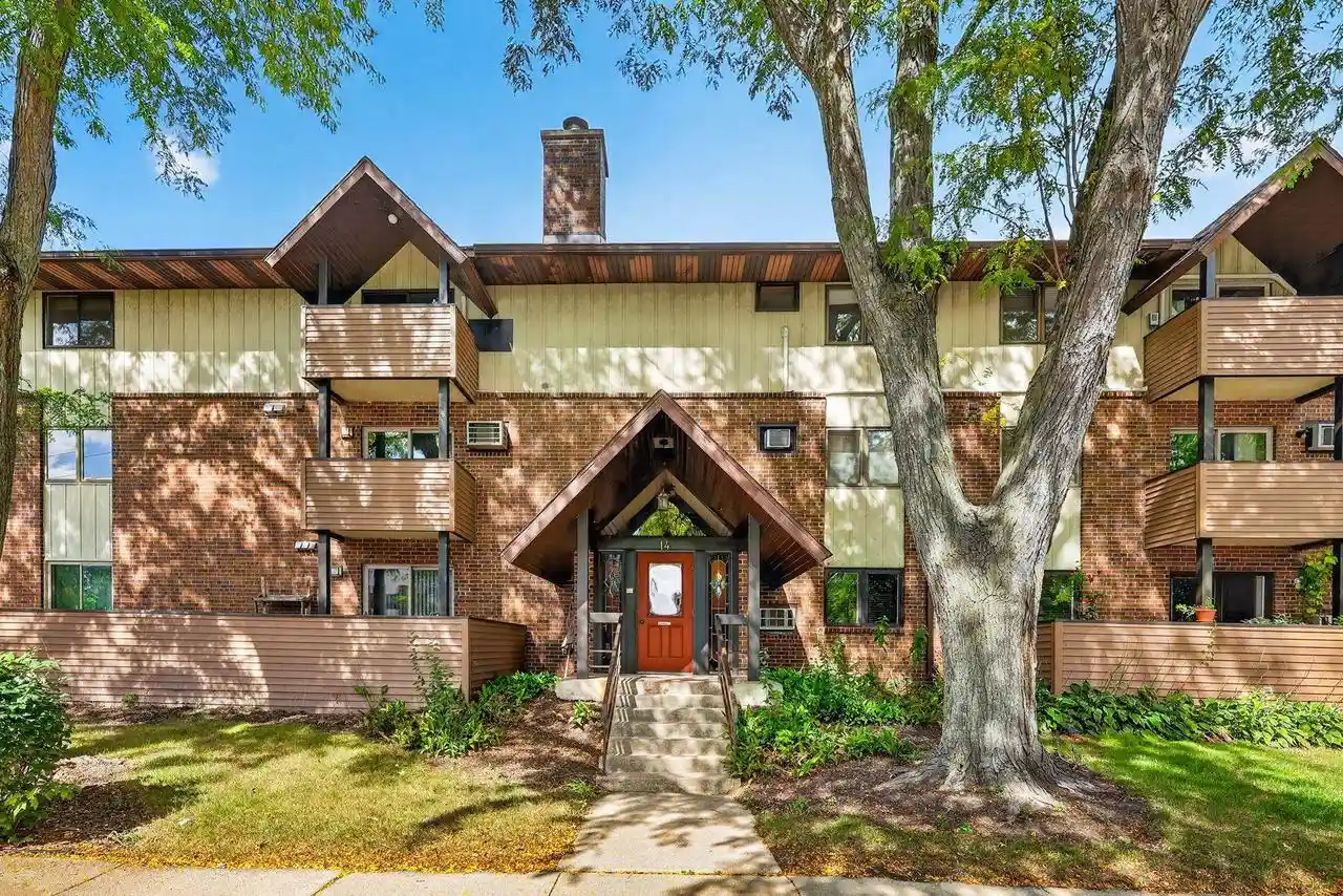 14-maple-wood-ln-23-madison-wi-53704/hzid_8edb9790