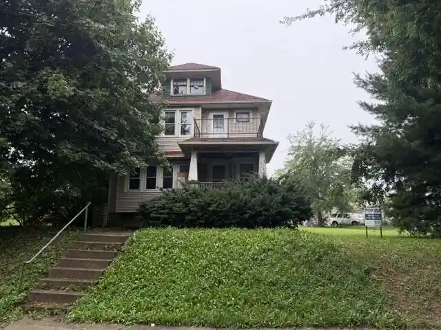 2623-n-56th-street-2625-milwaukee-wi-53210/hzid_4f31d443