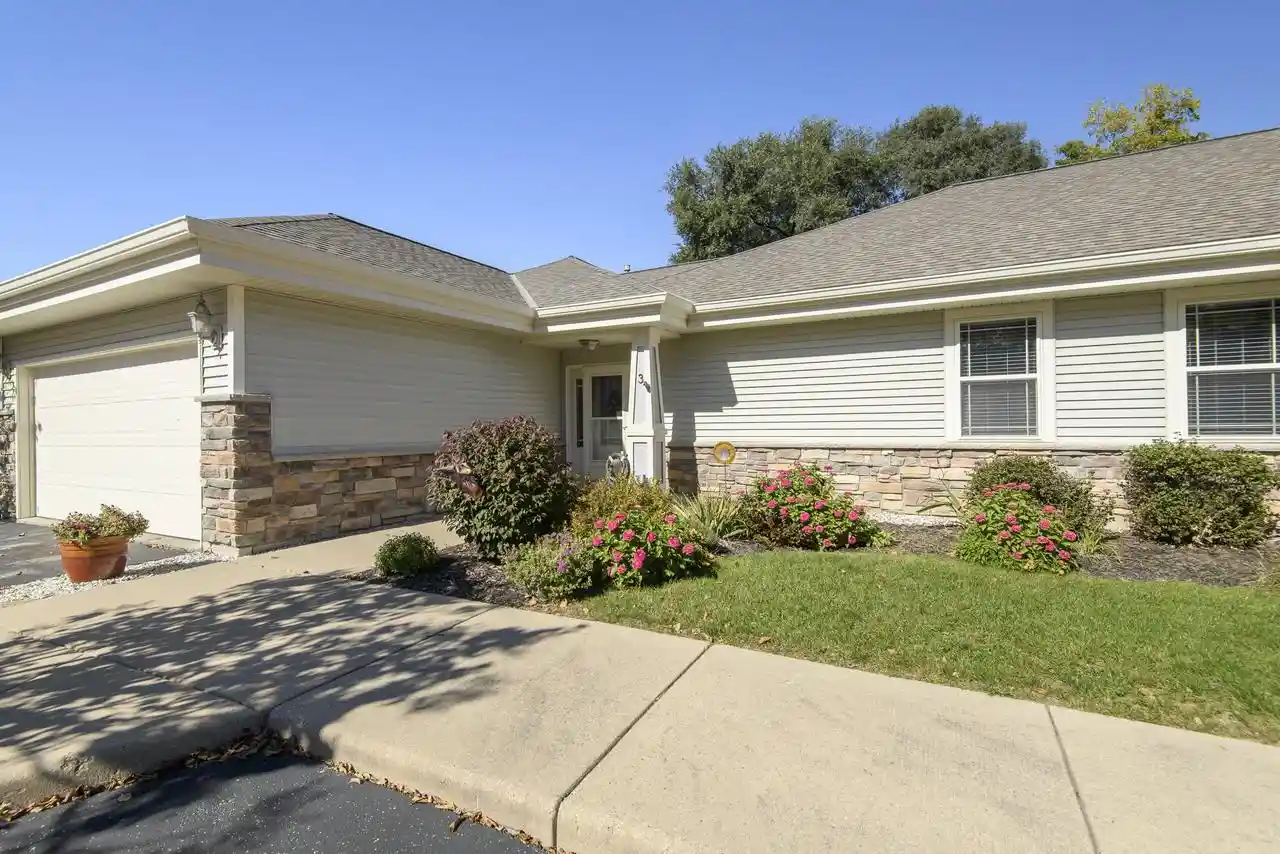 331-westside-ave-3-mukwonago-wi-53149/hzid_22eb145e