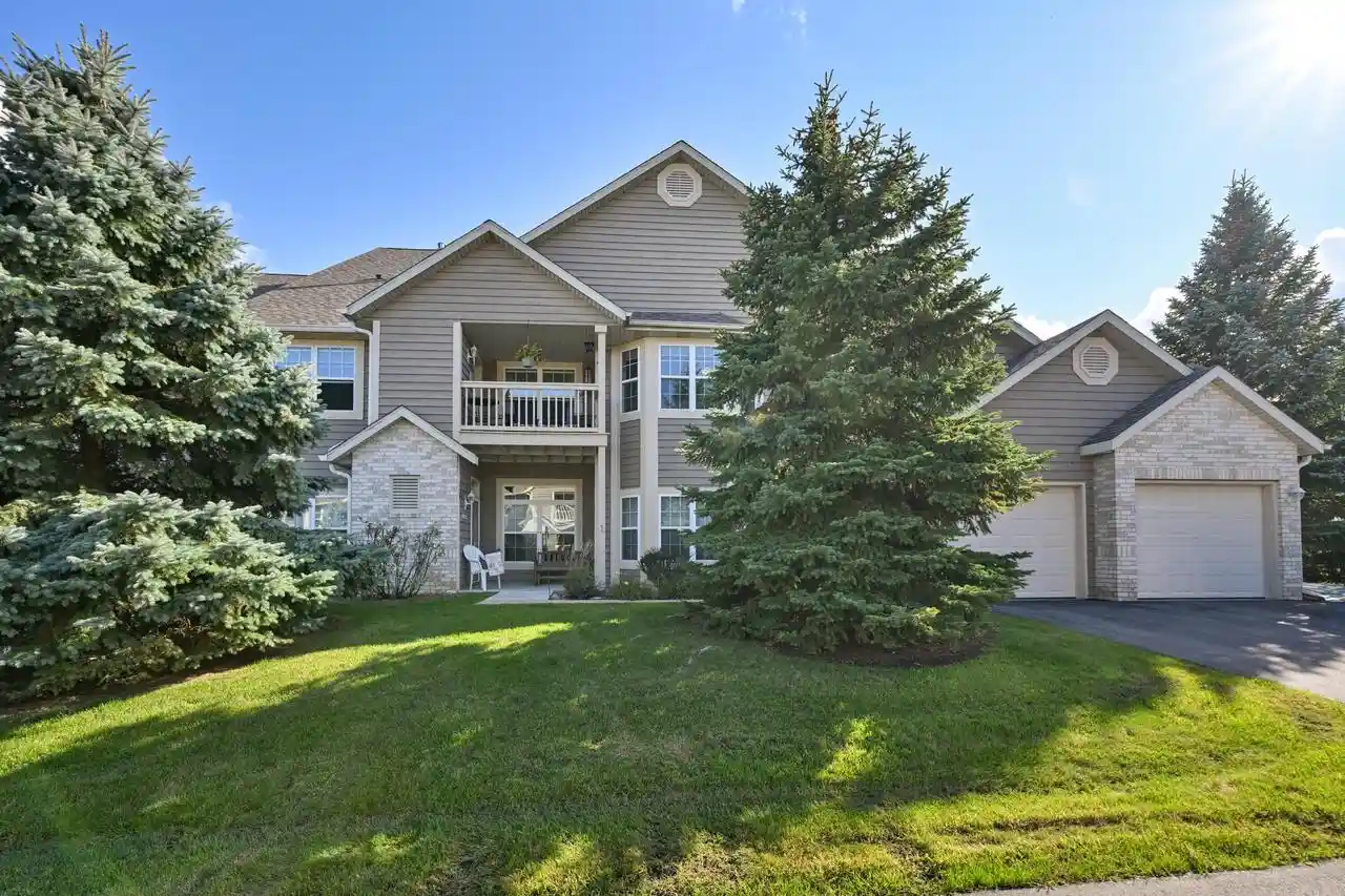 w159n4824-graysland-dr-menomonee-falls-wi-53051/hzid_2c5b469f