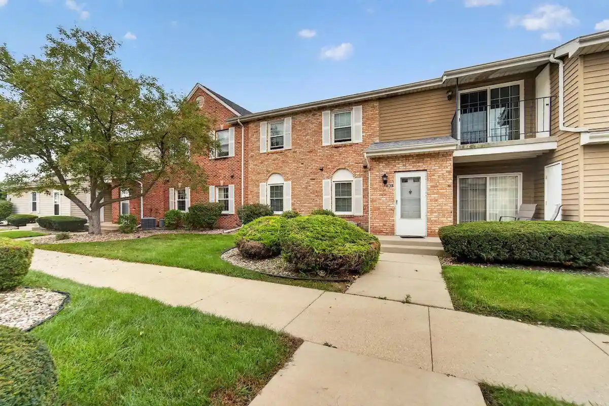 7000-mariner-dr-104-mount-pleasant-wi-53406/hzid_cb815b00