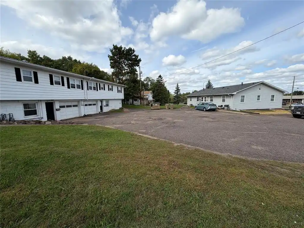 1501-1503-1505-1507-harding-ave-1-2-eau-claire-wi-54701/hzid_9c20140a