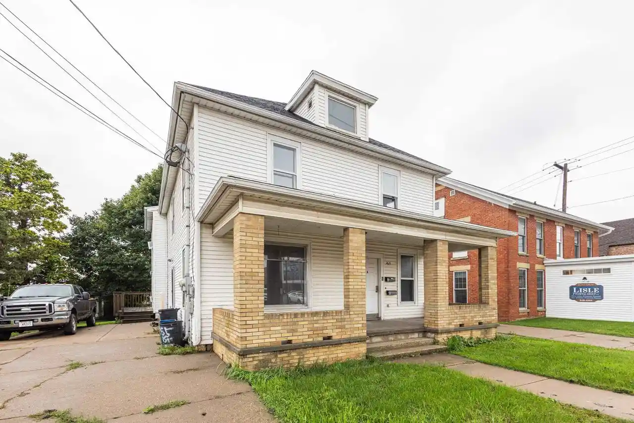 165-w-pine-st-platteville-wi-53818/hzid_b96f8c03