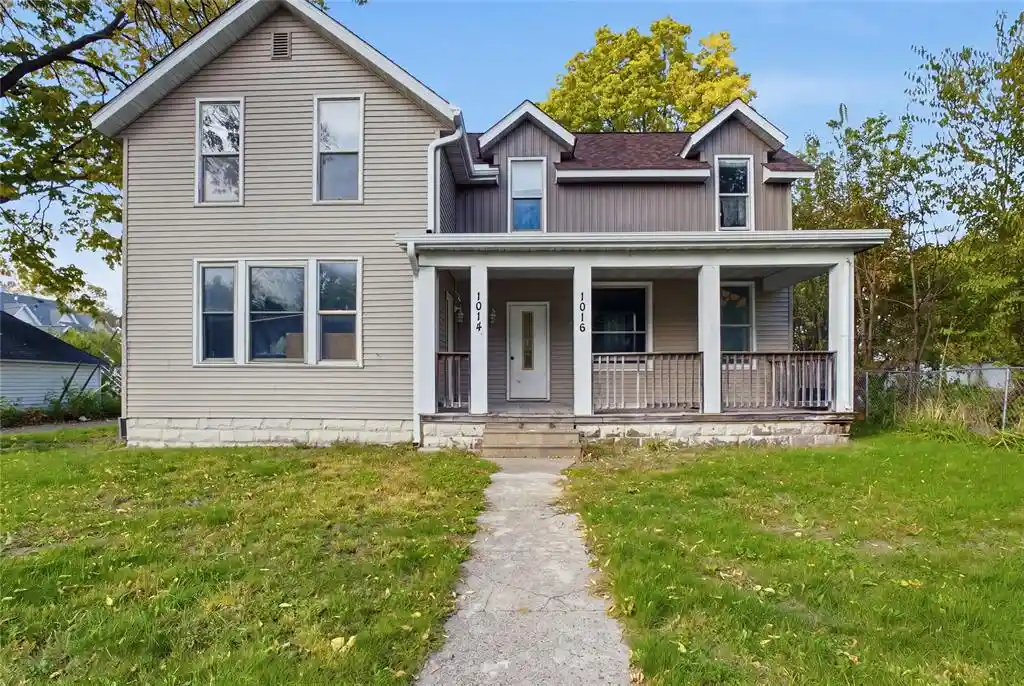 1014-summit-st-2-eau-claire-wi-54703/hzid_9ed29ae6