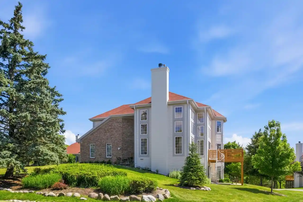 1505-highland-dr-8-40-lake-geneva-wi-53147/hzid_aa3fdbdc
