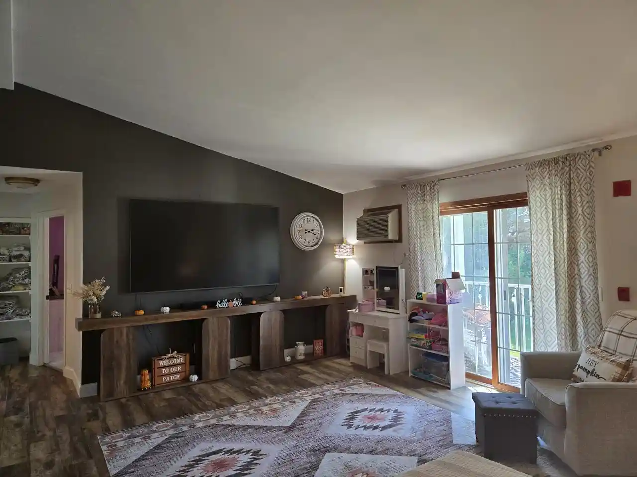 2134-marie-ct-53095-west-bend-wi-53095/hzid_7bbc175d