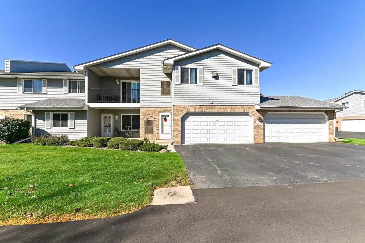1123-n-sunnyslope-dr-202-mount-pleasant-wi-53406/hzid_c49addae