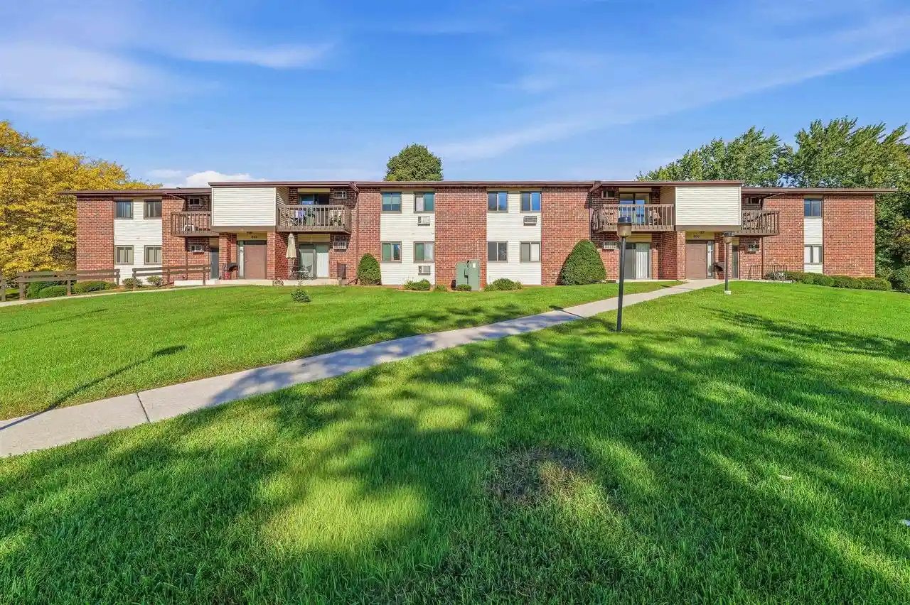 800-s-park-ave-2f-fond-du-lac-wi-54935/hzid_04794fa0