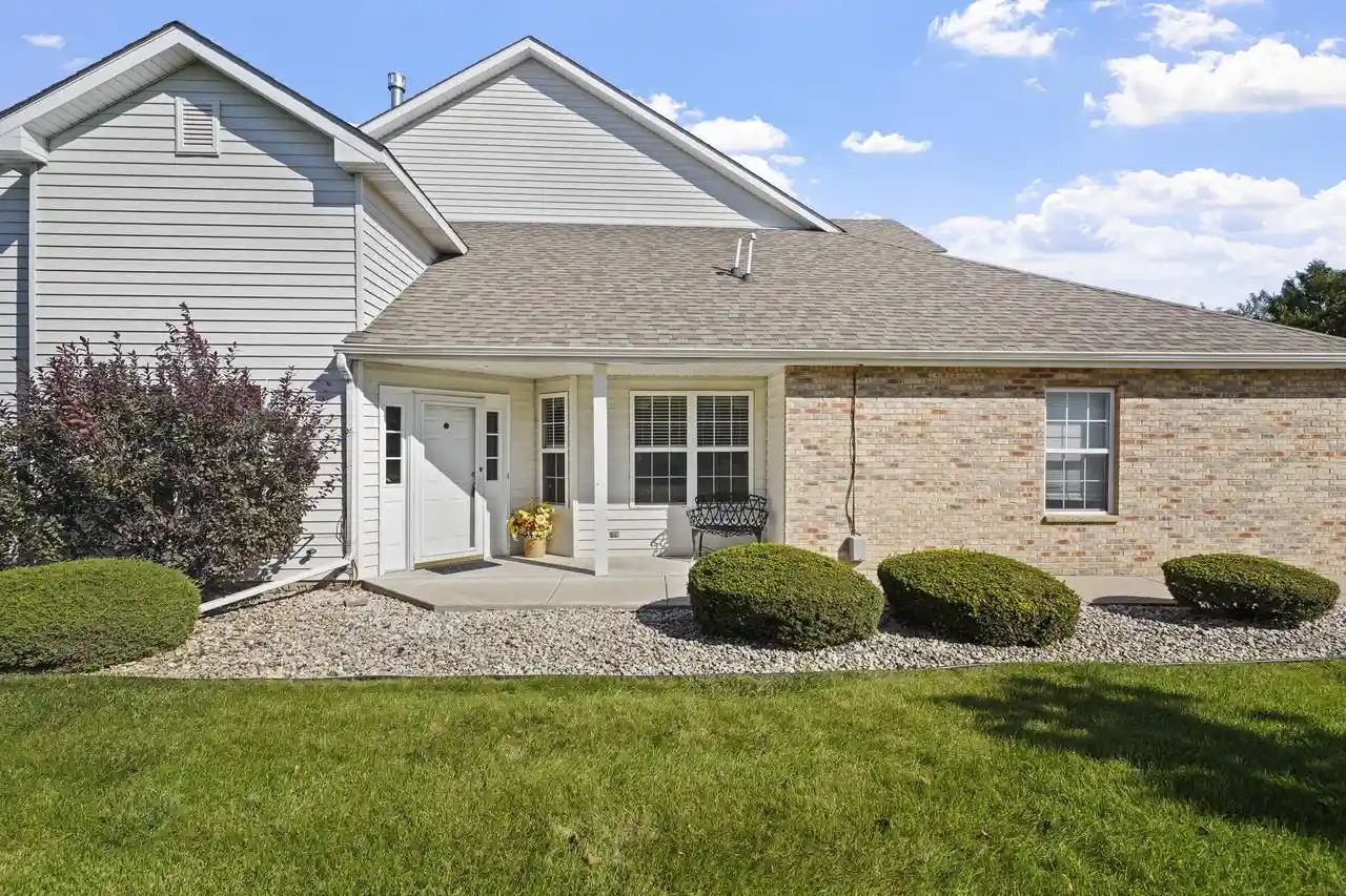 3034-25th-street-kenosha-wi-53144/hzid_741443ac
