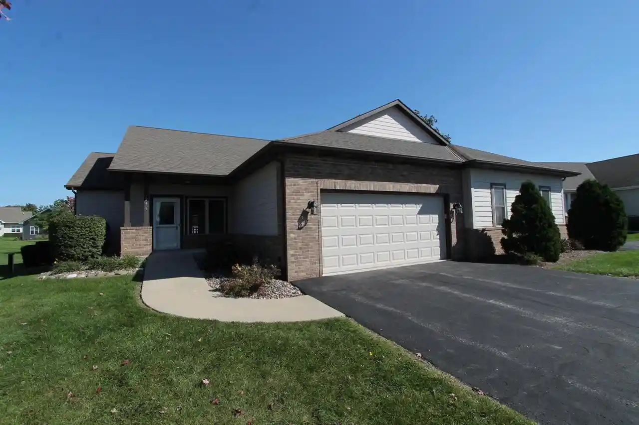 253-settlement-dr-burlington-wi-53105/hzid_b6717cd6