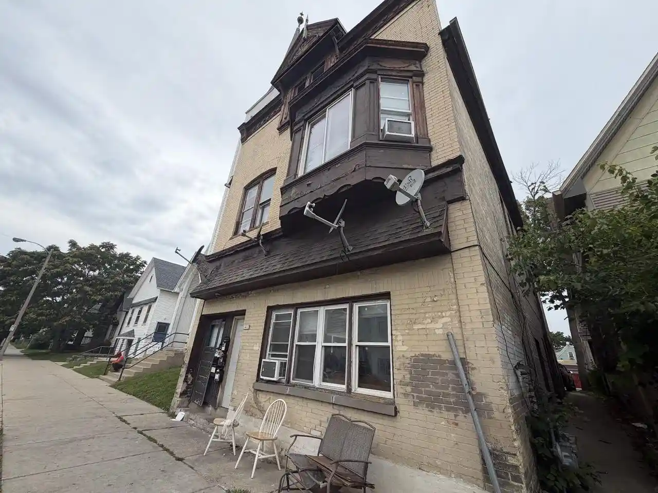 1412-w-greenfield-ave-1414-milwaukee-wi-53204/hzid_efd296a2